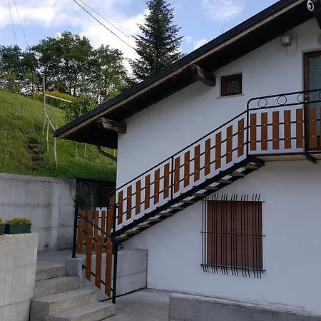 Bed & Breakfast Ai Sassi Sovramonte
